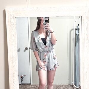 Blue Blush Gray Sheer Floral Romper size small